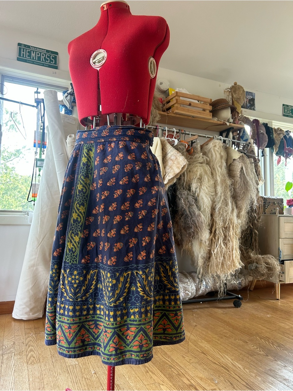 Vintage bohemian Floral Midi wrap Skirt made in India